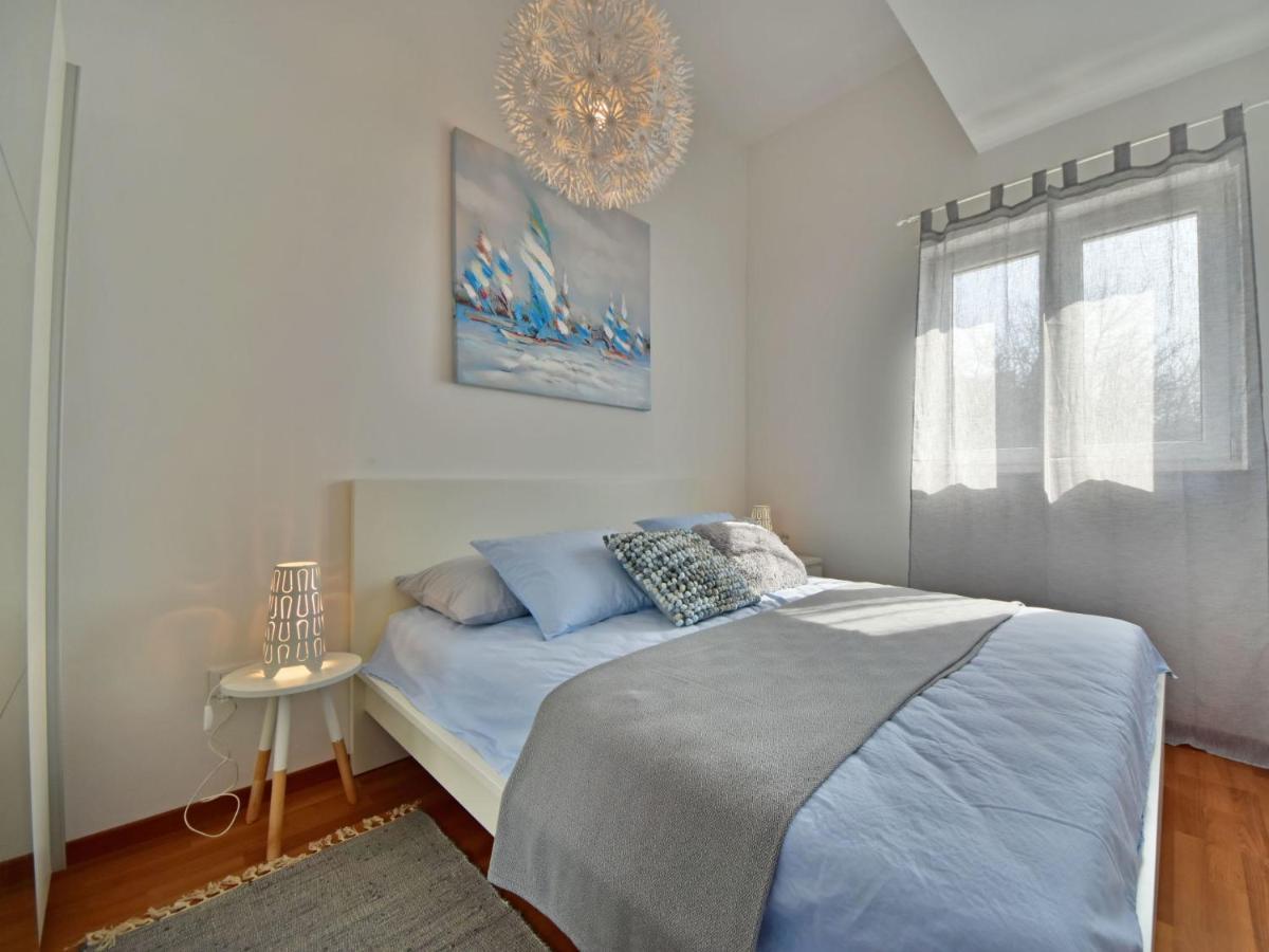 Apartment Cvit 2 By Interhome Klenovica Bagian luar foto